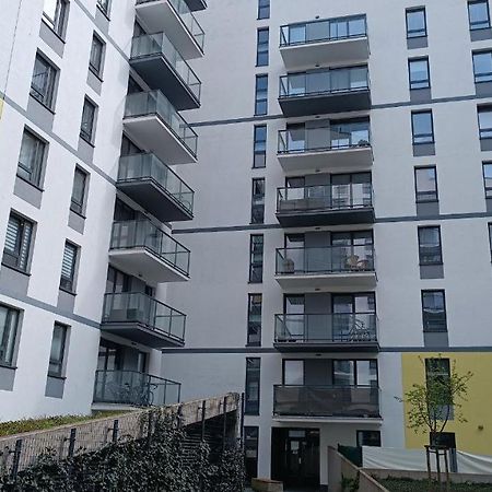 Apartment Z Ogrodkiem Na Warszawskiej Woli Βαρσοβία Εξωτερικό φωτογραφία